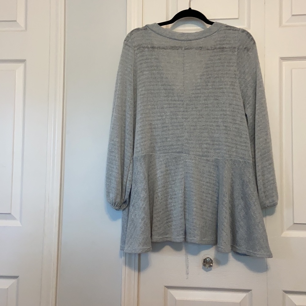 A Beautiful Soul Open Knit V Neck Peplum Sweater - Picture 3 of 5